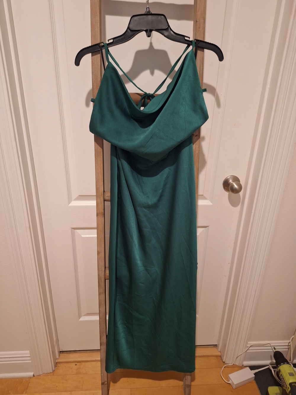 Nwot Elegant Green Cowl Neck Slip Dress